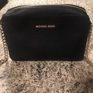 Large black jet set Michael Kors Crossbody